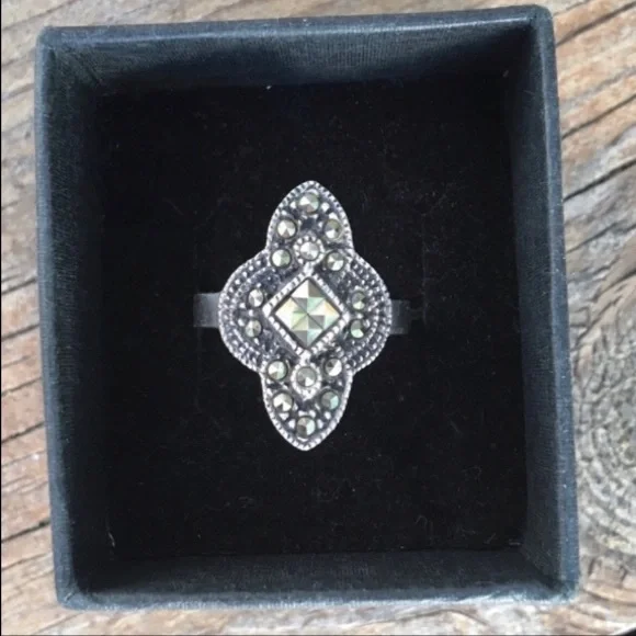Ring MARCASITE 925 Sterling Vintage Silver Black Gray 7.5 - Picture 1 of 4